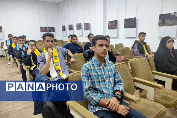 جلسه مجلس دانش‌آموزی ناحیه 4 شیراز 