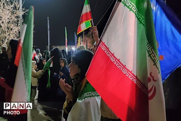 کودکان پای کار ایران در تجمعات مردمی شهر بار