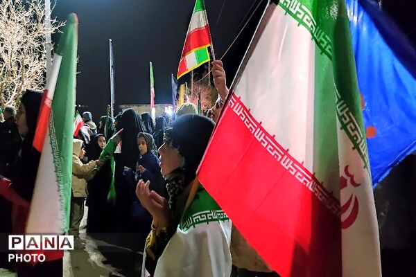 کودکان پای کار ایران در تجمعات مردمی شهر بار