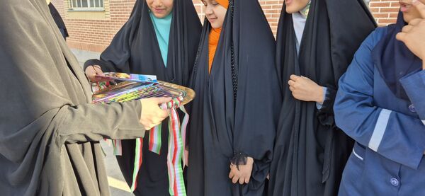 آیین بزرگداست میلادحضرت زینب(س) و روز پرستار در دبیرستان وکیلی ۶۶ نیشابور