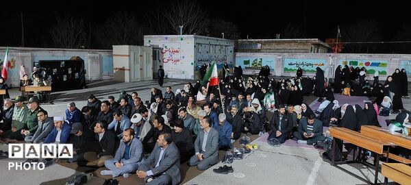 مراسم یادبود دانش آموزان میناب در آموزشگاه عصمت
