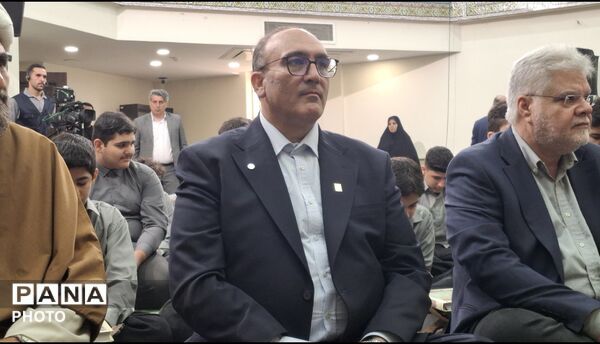 آغاز سال تحصیلی با عطر نیایش؛ طنین زنگ نماز در منطقه ۳