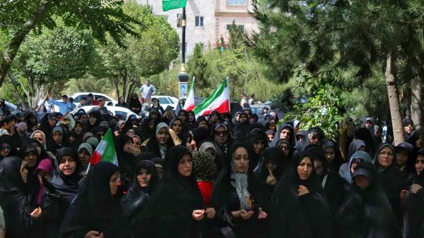  راهپیمایی مردم شهرستان اشتهارد علیه رژیم صهیونیستی 