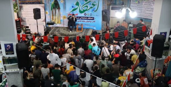 حال و هوای دانش آموزان معتکف در مسجد امام خمینی (ره) جاهد شهر مشهد مقدس 