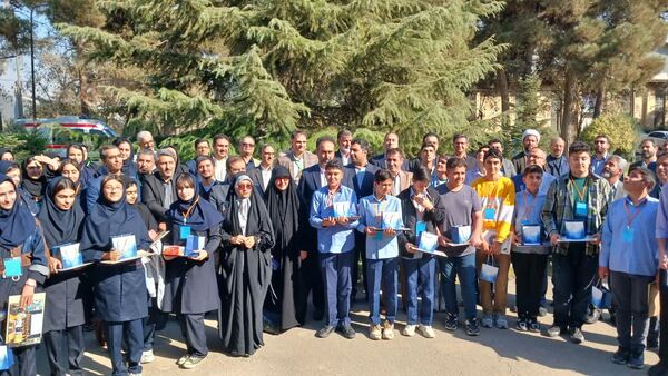 برگزاری اختتامیه کارسوق کشوری لیزر وفوتونیک در مرکز آموزش عالی امام خمینی(ره) محمدشهر کرج 