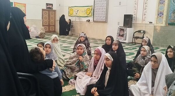 در هیاهوی شهر نوجوانان خوافی در آرامش اعتکاف 