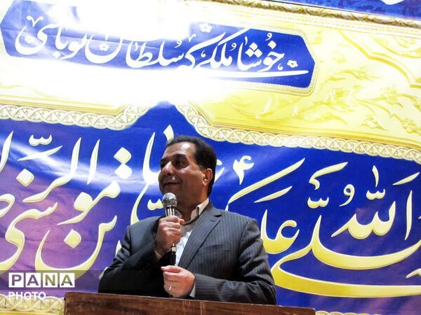 تجمع بزرگ مردم ولایتمدار و فرهنگیان فلاورجان با حضور دکترمحمدرضا نظریان مدیرکل آموزش و پرورش استان اصفهان