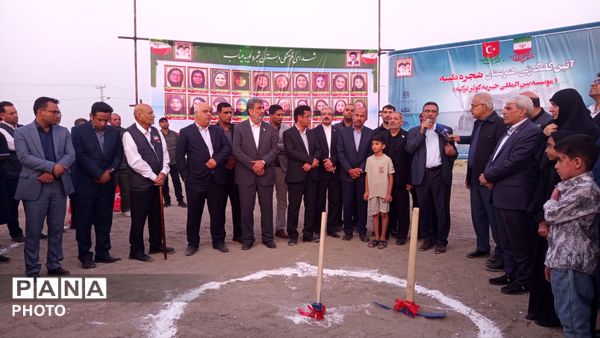 کلنگ ساخت بزرگترین مجموعه آموزشی شرق هرمزگان 