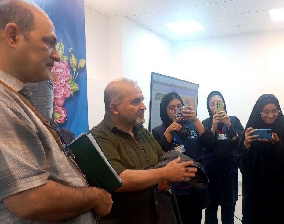 ساختن نسلی آگاه، پویایی جامعه را تضمین می‌کند