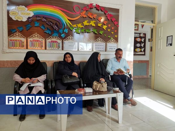 اولین جلسه انجمن اولیا و مربیان در دبستان رضای ۸ طرقبه شاندیز