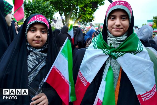 همایش مادر و دختری جان فدا در بهارستان دو