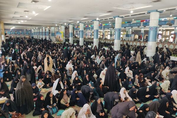 روز جهانی کار و کارگر و روز معلم را تبریک گفت