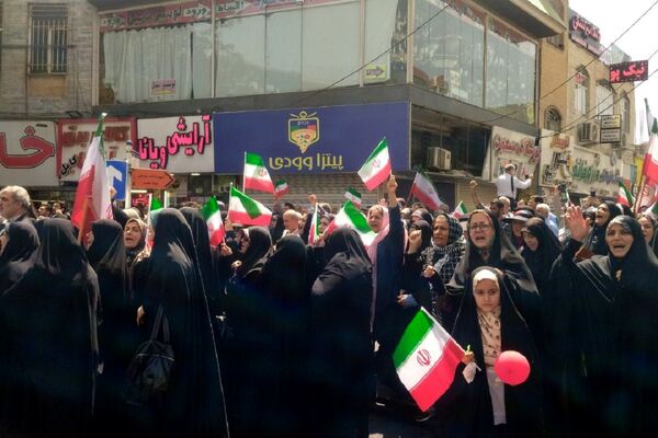 حضور باشکوه مردم شهرستان فردیس در راهپیمایی جمعه نصر و خشم
