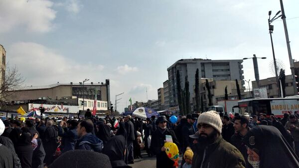 جشن پیروزی انقلاب در خیابان‌های تهران