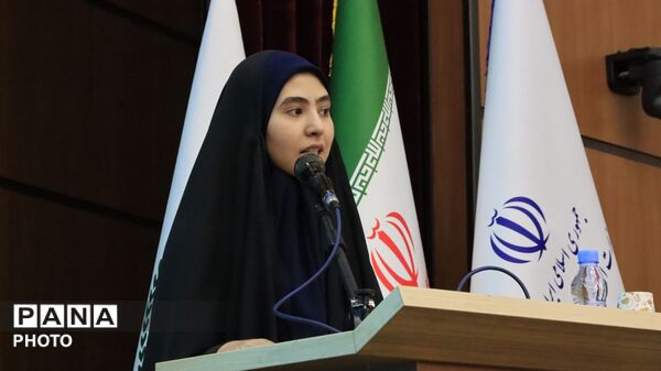 چهره‌های درخشان سازمان دانش‌آموزی زیر ذره‌بین دوربین‌ها