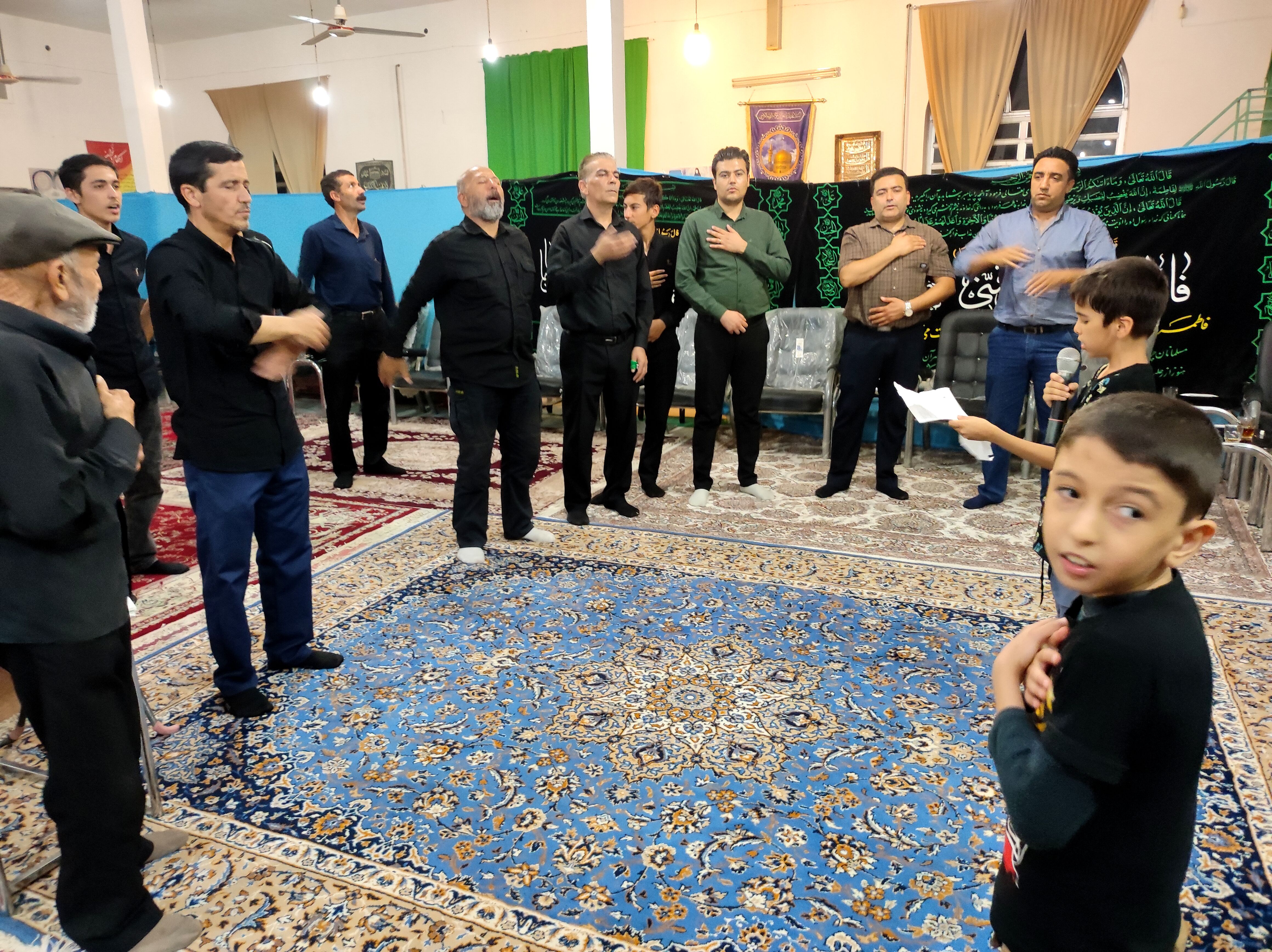 مراسم عزاداری شب عاشورای حسینی در مسجد محمد رسول (ص) حسین آباد شیروان