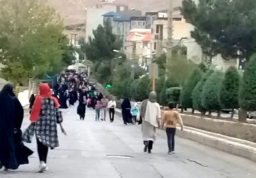 مهمانی یک کیلومتری غدیر در مهدیشهر 