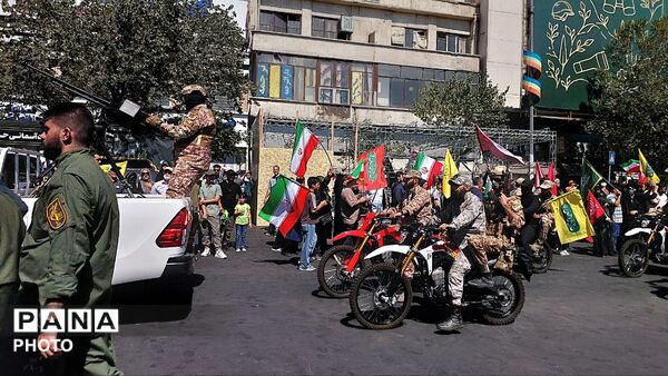 پیام قدرت از قلب پایتخت در رزمایش ۳۱۳ هزار نفری جانفدایان ایران