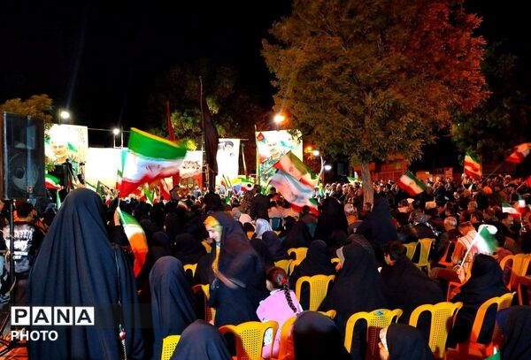 اولین یادواره شهدای جنگ تحمیلی سوم و سردار سرلشکر پاسدار شهید حاج بهرام حسینی مطلق در بیجار