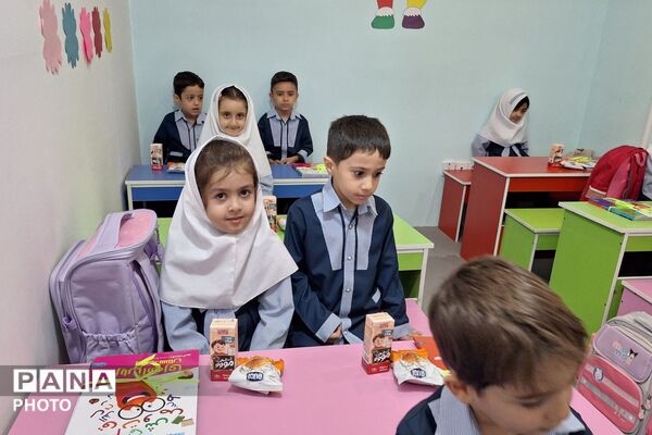  آیین جشن غنچه‌ها در مرکز فرابازی