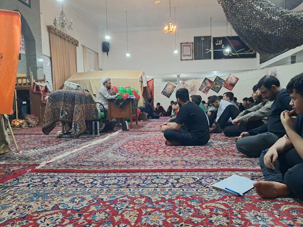 اعتکاف دانش‌آموزی در شهرستان عجب‌شیر