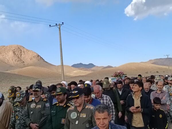 مراسم تشییع و خاکسپاری پیکر مطهر شهید عباس رمضانی در کوهپایه
