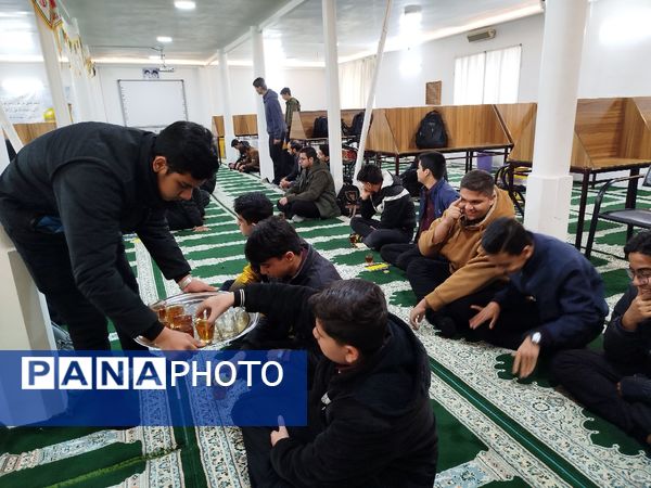 جشن ولادت باسعادت حضرت مهدی (ع) در دبیرستان نمونه آیت‌الله خامنه‌ای