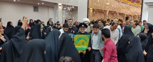 ابرکوه، میزبان خدام حرم رضوی