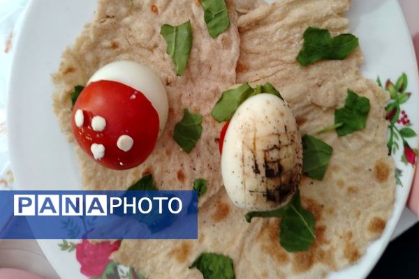 روز جهانی تخم مرغ در دبیرستان شهید مجید دهنوی نیشابور