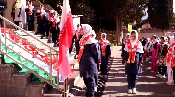 همایش وطن یار در دبستان فاطمیه گرگان