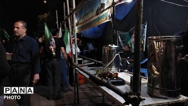 موکب روستای آهوان در هشتاد و دومین شب از اجتماعات مردمی 