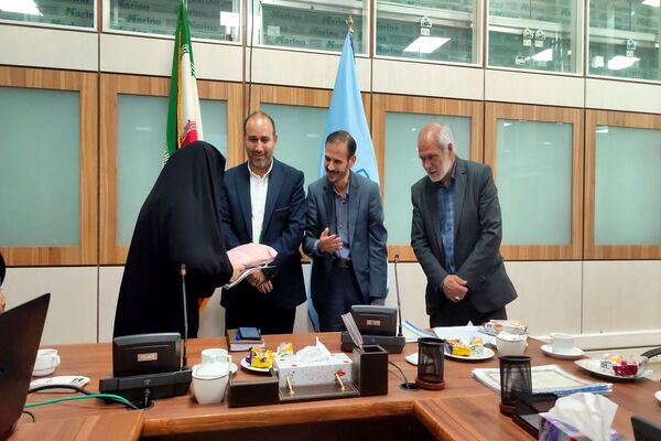 تقدیر از معلمان و مدیران مدارس منطقه طبرسی شمالی