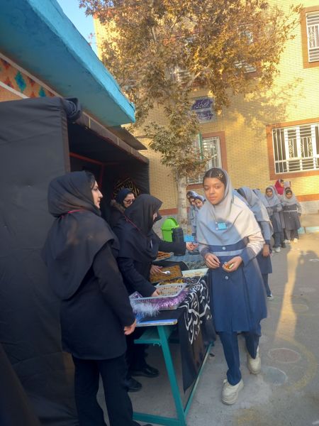 مراسم شهادت حضرت فاطمه (س) در دبستان علی دهقانیان ۲ تبادکان