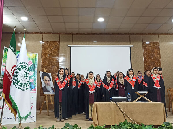 نشست هم‌اندیشی مسئولان سازمان دانش‌آموزی نواحی و مناطق استان فارس