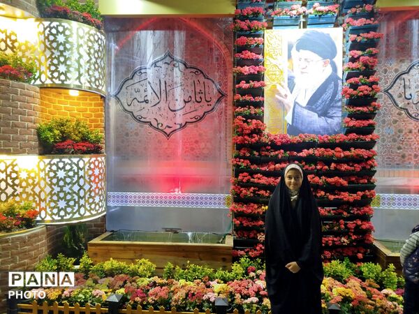 مراسم یادبود شهدا و دهه کرامت در حرم مطهر رضوی 