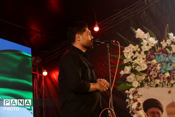 مردم گرگان همچنان ایستاده در شب84