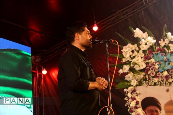 مردم گرگان همچنان ایستاده در شب84