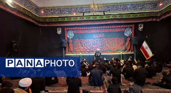 مراسم سوگواری شب هشتم محرم در هیئت انصار الحجه نیشابور 