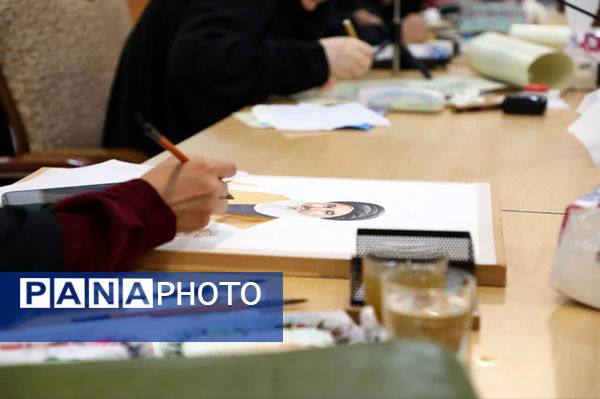 اجرای طرح آیه نگار با حضور بانوان هنرمند استان قم