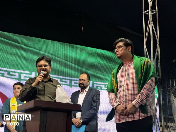 طنین فریاد نسل نوجهاد در قلب صادقیه