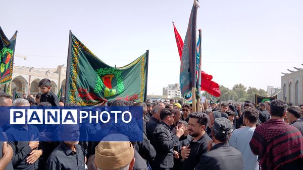 عزاداری زائران حضرت رضا (ع) 
