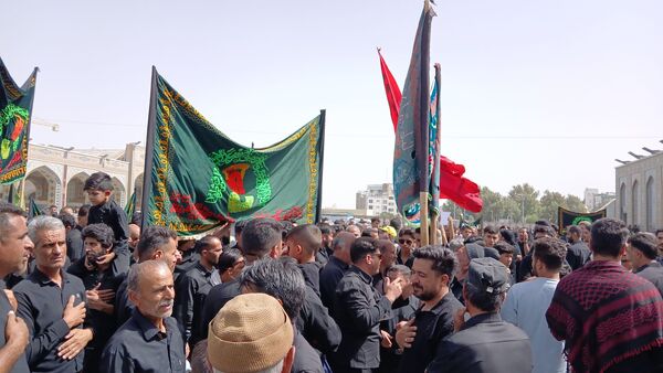 عزاداری زائران حضرت رضا (ع) 