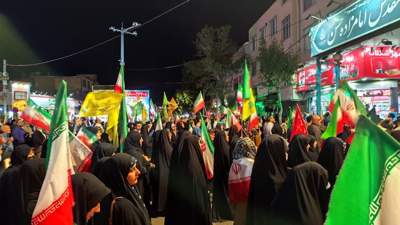 جانفدایان دهه نودی در تجمعات «ایران کوچک»