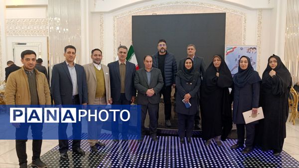 تقدیر از منتخبین کنکور ۱۴۰۳-۱۴۰۴ در جشنواره «فخر» خسروشاه