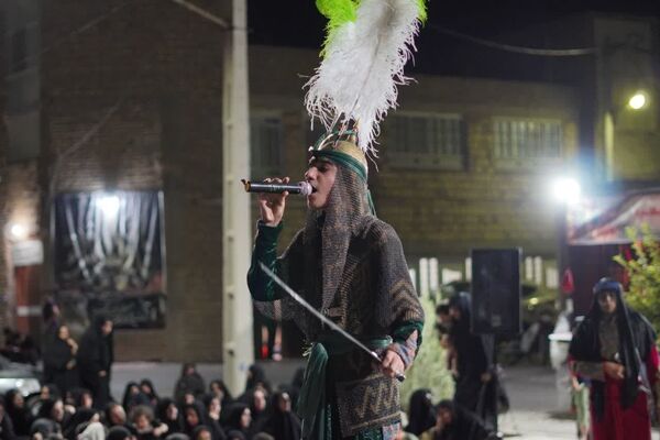 چهارمین سال برگزاری مراسم تعزیه‌خوانی گروه «عشاق‌الحسین» در اردکان