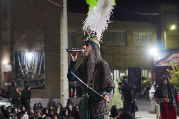 چهارمین سال برگزاری مراسم تعزیه‌خوانی گروه «عشاق‌الحسین» در اردکان