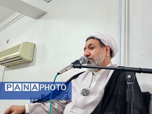 همایش یاوران ولایت در شهرستان‌های جنوب کرمان 