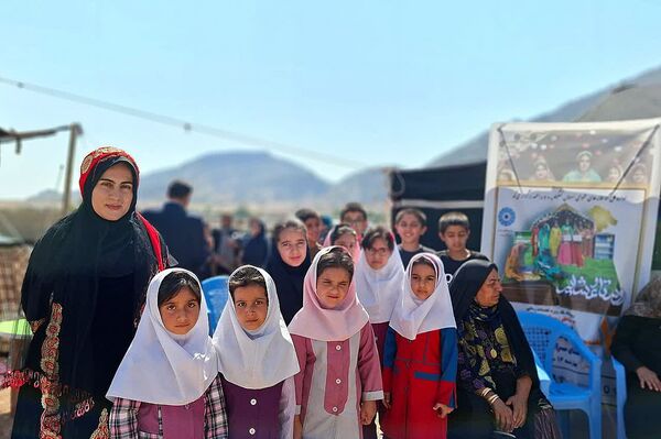 برگزاری اردوی کتابخوانی و رویداد خدمات‌رسانی در روستای سراب‌بیز باشت