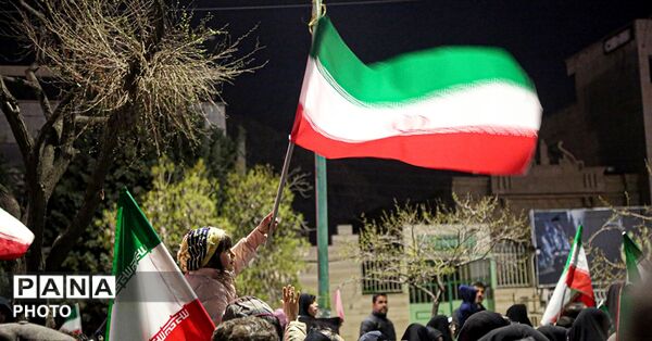 خروش شبانه کرمانشاه در عشق به ایران