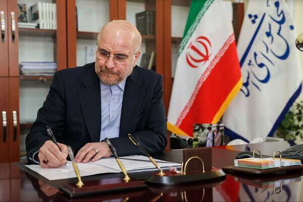 پیام تسلیت قالیباف در پی درگذشت مادر صادق آهنگران